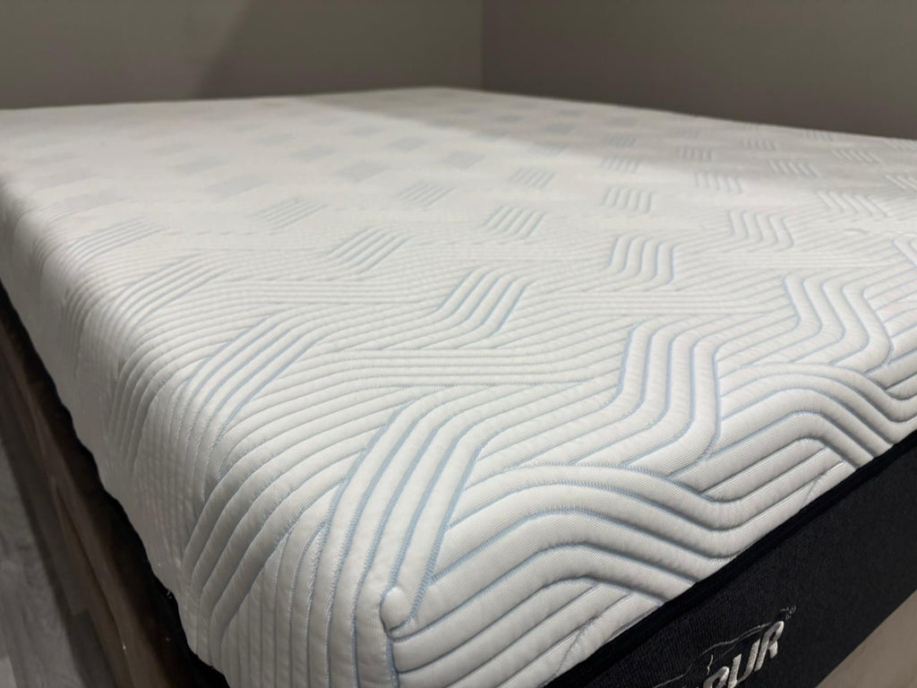 TEMPUR Pro Plus SmartCool Medium Firm 4FT 6 Double Mattress RRP £2299 B