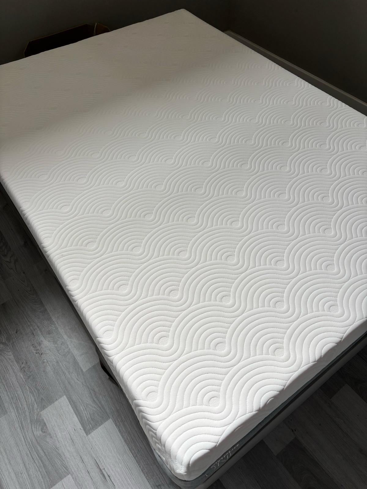Tempur One Kingsize 5FT Mattress, Medium - RRP £1,949 - Best price online B - Home Furniture Interiors