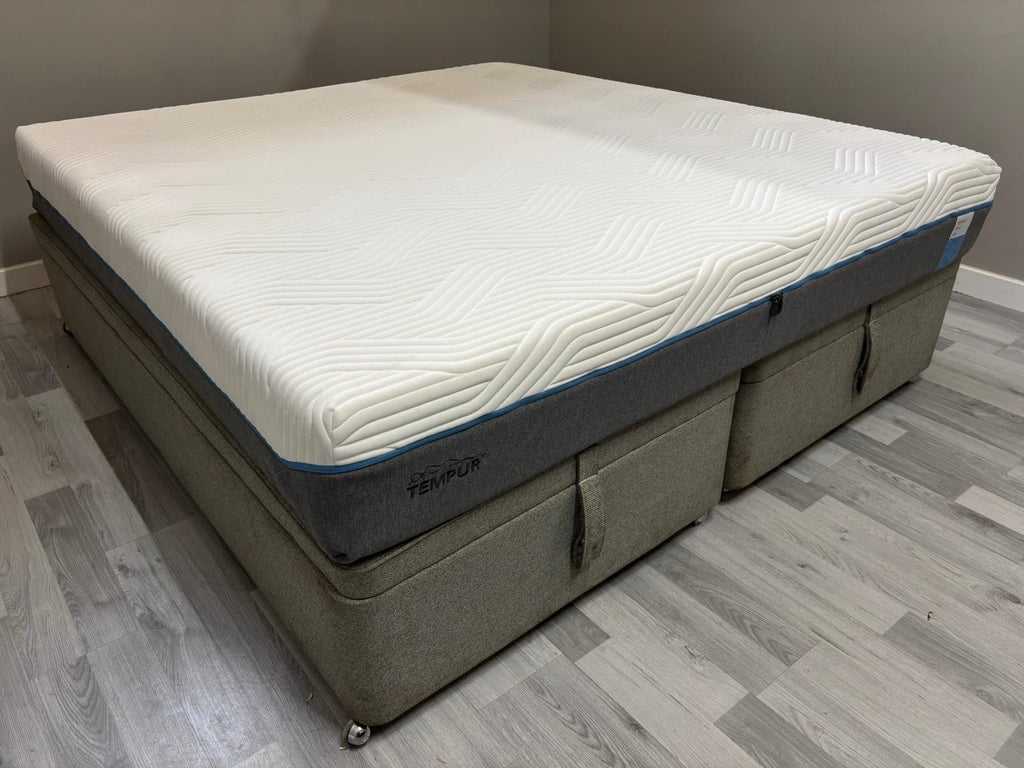 Tempur Cloud Elite Luxe 5FT Kingsize Mattress - RRP £2299  Best price online B - Home Furniture Interiors