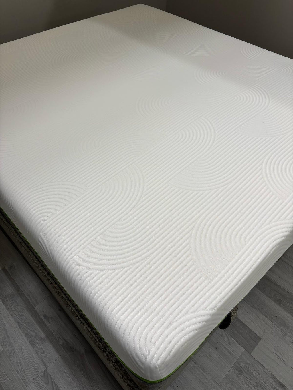 Tempur Hybrid Elite 6FT SuperKing RRP £1899 Best Price Online - Home Furniture Interiors