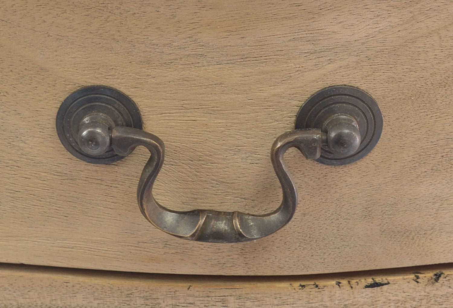 French Carved Natural Wood Bedside Lamp Table Cabriole Legs