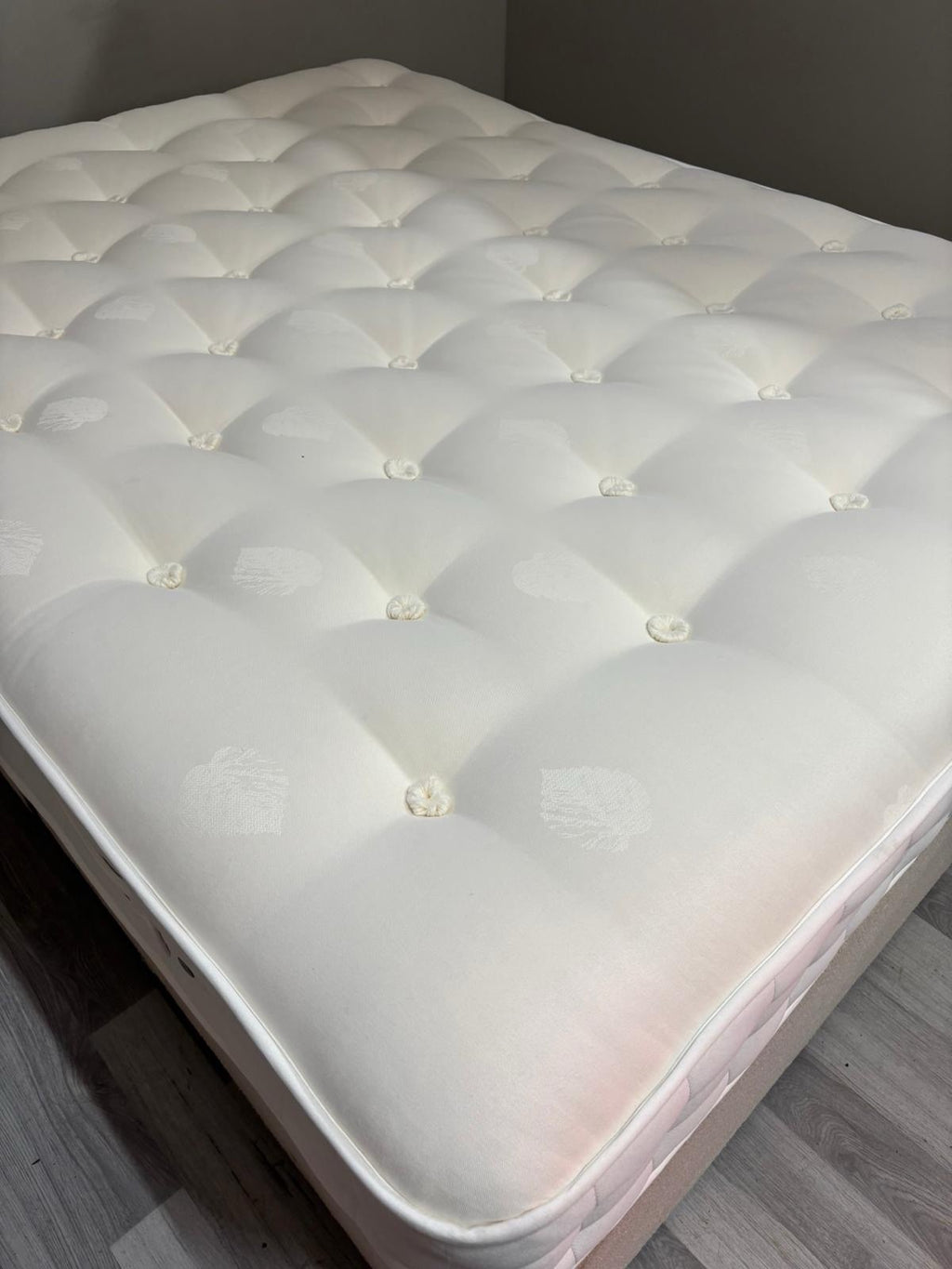 Wentworth Mercer Natural Pocket 1000 6FT Superking  Mattress - RRP £899 - Home Furniture Interiors